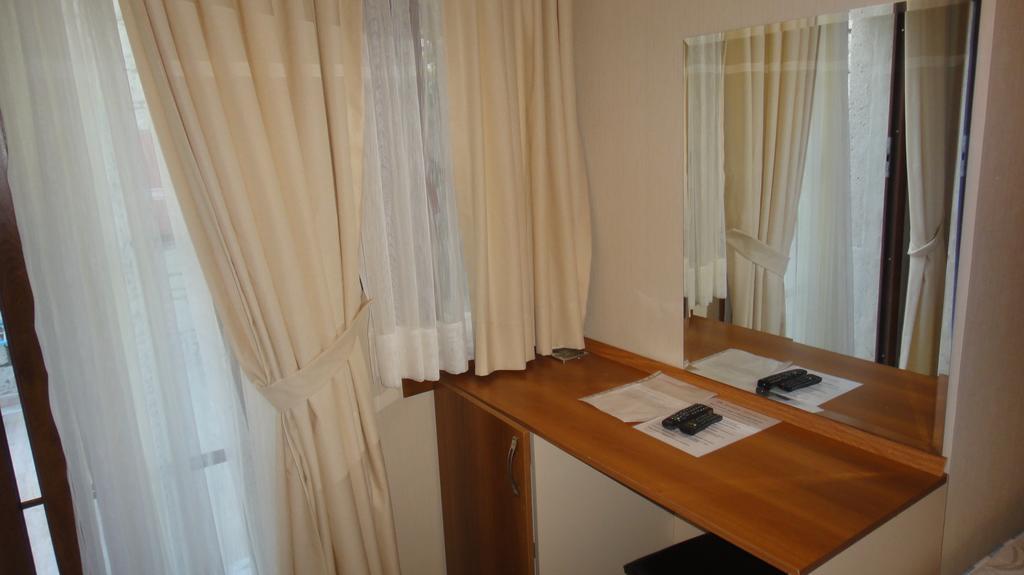 Golden Stone Butik Otel Чешме Номер фото